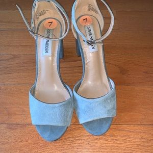 Blue sandals Pumps